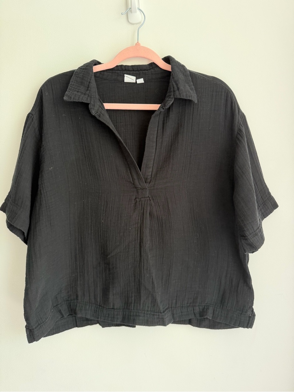 GAP Black V-Neck Collared Women's Tunic Top - Picture 2 of 3